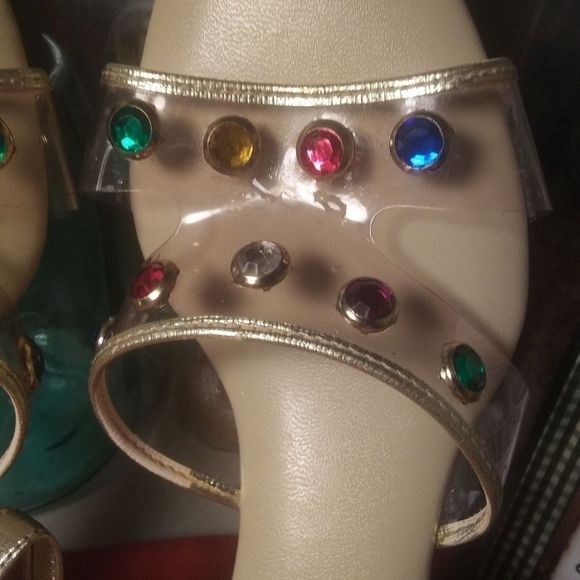 Vintage Beacon Jeweled Sandals - Picture 5 of 8